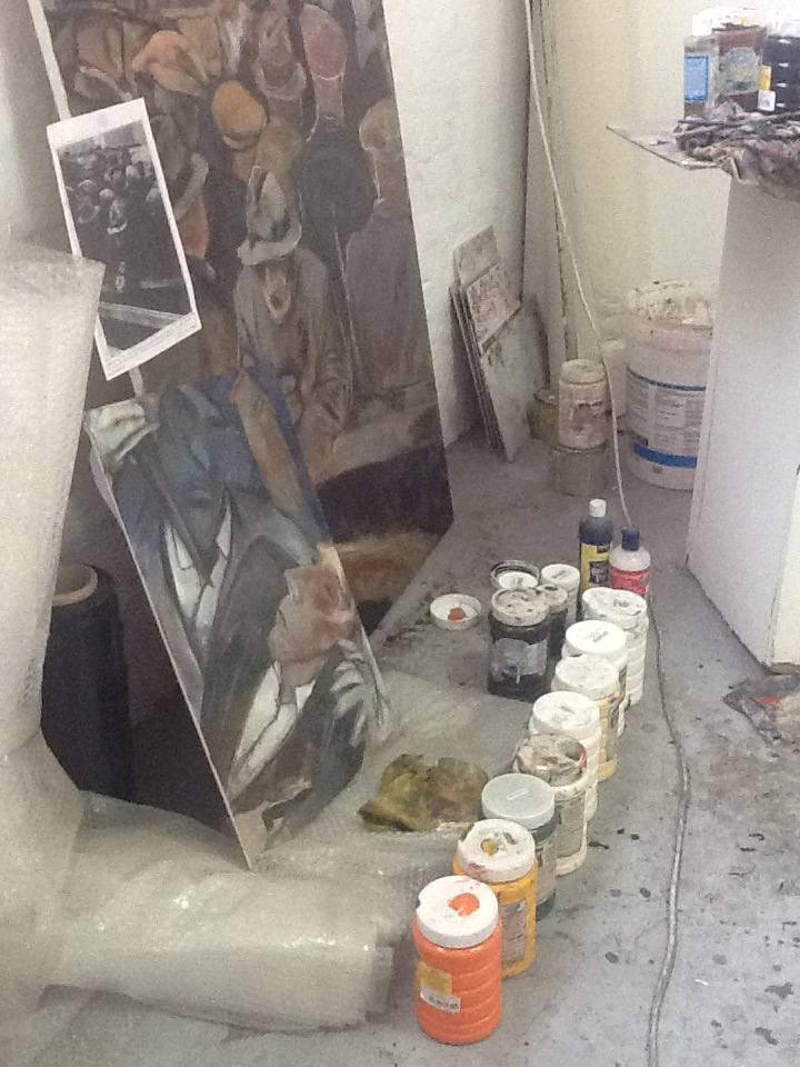 Fidel Regueros working in his studio